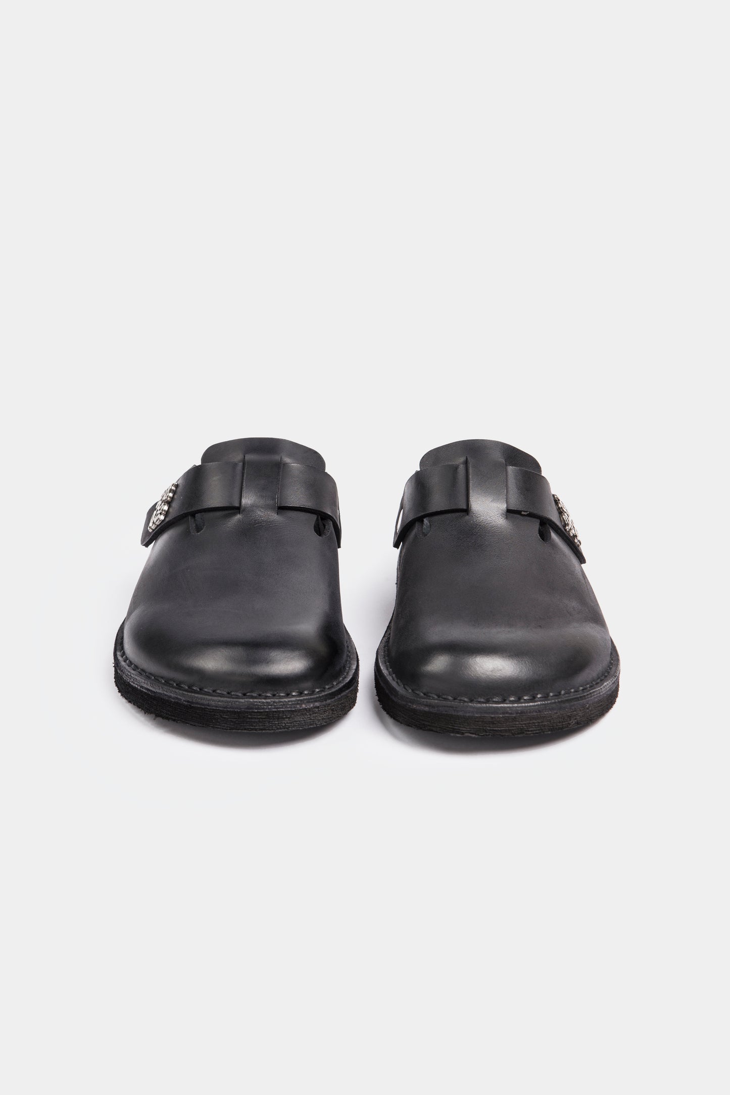 CLEA BLACK